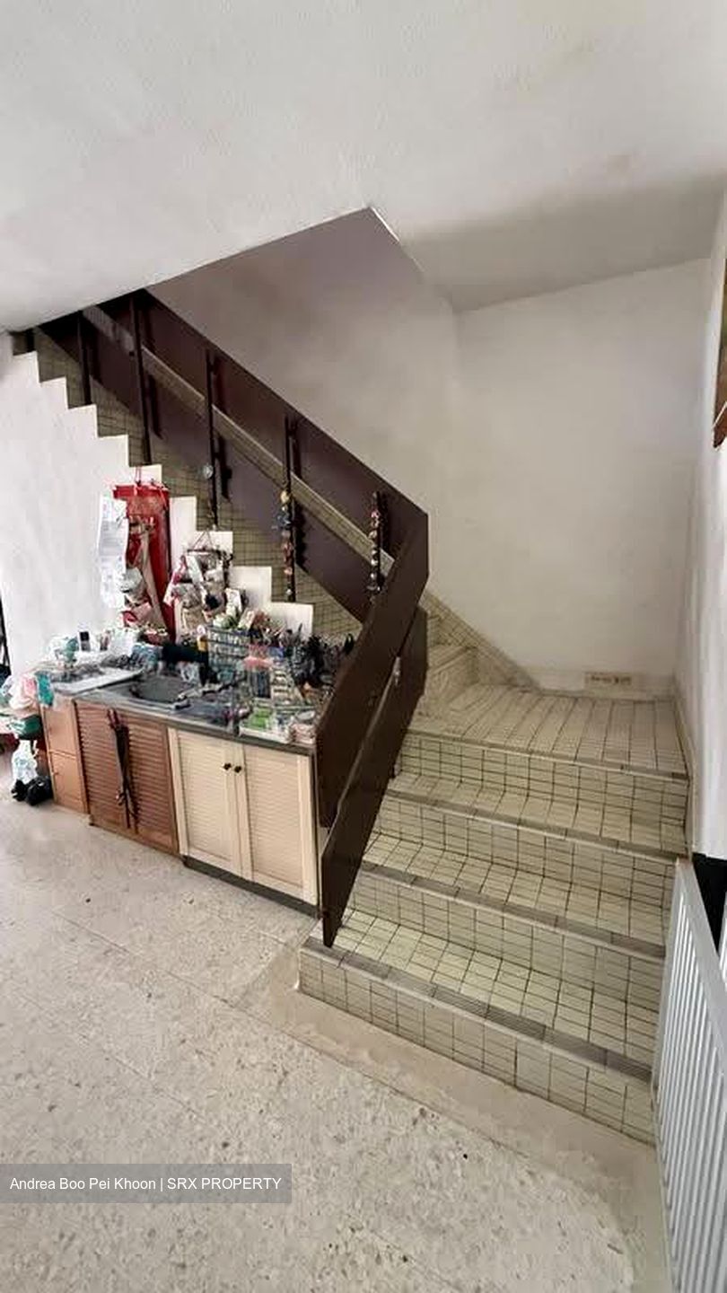 Everitt Road (D15), Terrace #631829551
